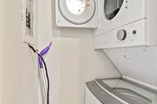 7117 W 93rd St, Oak Lawn, IL 60453 - Photo 9