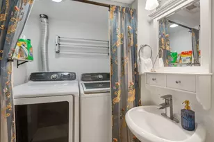 1417 W Arthur Ave, Chicago, IL 60626 - Photo 15