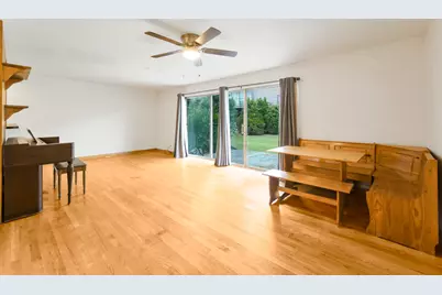 5 Cour Caravelle, Palos Hills, IL 60465 - Photo 5