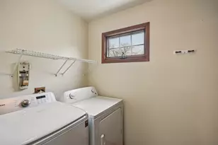 787 Daybreak Ln, Carol Stream, IL 60188 - Photo 17