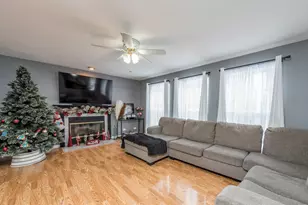 1342 Anthony Ct, Waukegan, IL 60087 - Photo 7
