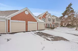 1851 Fox Run Dr, Elk Grove Village, IL 60007 - Photo 3