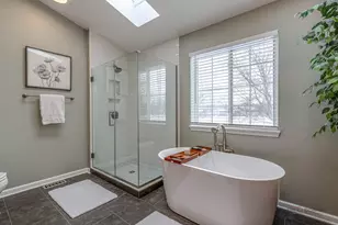 1317 Liverpool Ln, Mundelein, IL 60060 - Photo 25