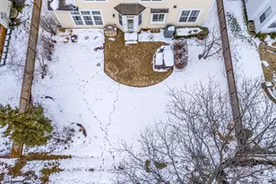 1317 Liverpool Ln, Mundelein, IL 60060 - Photo 39