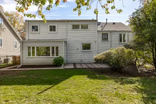 916 Grant St, Downers Grove, IL 60515 - Photo 35