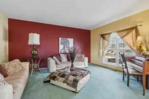 2662 Lahinch Dr, Aurora, IL 60503 - Photo 5