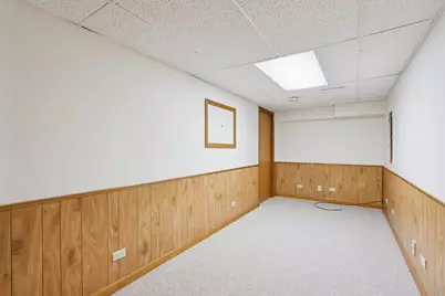 690 Dunhill Drive, Buffalo Grove, IL 60089 - Photo 37