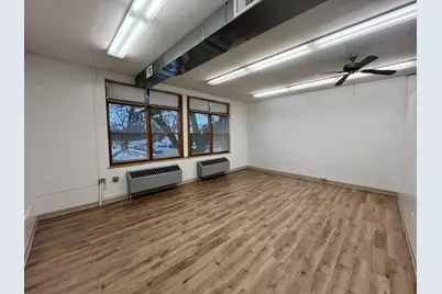 519 Franklin Street #201, Morris, IL 60450 - Photo 3