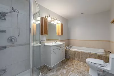 9213 Mason Avenue, Morton Grove, IL 60053 - Photo 7