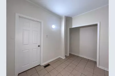 8919 S Muskegon Avenue #1F, Chicago, IL 60617 - Photo 15