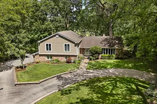 581 Aberdeen Rd, Frankfort, IL 60423 - Photo 1