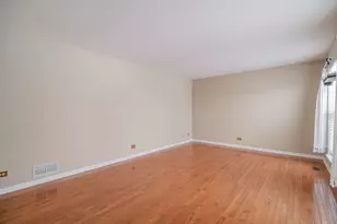 164 Forestview Ct, Aurora, IL 60502 - Photo 3