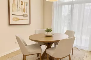 1829 N Crenshaw Circle, Vernon Hills, IL 60061 - Photo 11