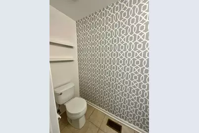 1829 N Crenshaw Circle, Vernon Hills, IL 60061 - Photo 13