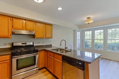 309 E Theodore Lane, Itasca, IL 60143 - Photo 7