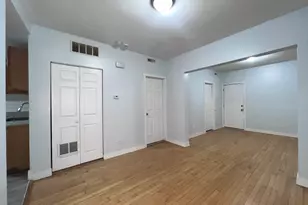 1119 W 72nd St, Chicago, IL 60621 - Photo 9