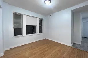 1119 W 72nd St, Chicago, IL 60621 - Photo 11