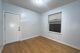 1119 W 72nd St, Chicago, IL 60621 - Photo 5