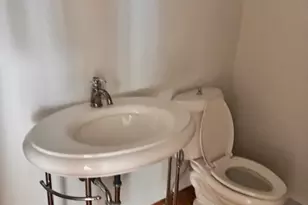 330 N East River Rd, Des Plaines, IL 60016 - Photo 7