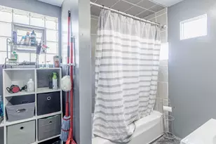 5731 S Hoyne Ave, Chicago, IL 60636 - Photo 13