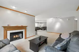 1449 Whitespire Ct, Naperville, IL 60565 - Photo 7