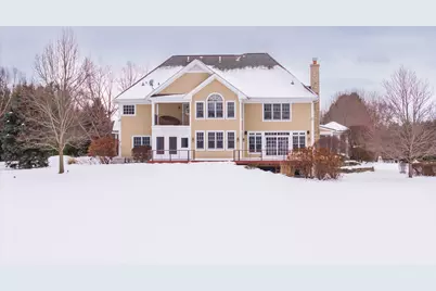 2810 Oak Ridge Road, Crystal Lake, IL 60012 - Photo 3