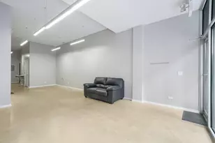 1544 W North Ave, Chicago, IL 60642 - Photo 3