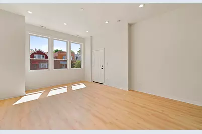 530 N Lawndale Avenue, Chicago, IL 60624 - Photo 3
