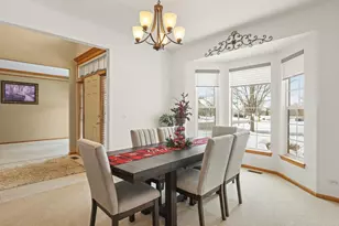 1849 Moorland Ln, Crystal Lake, IL 60014 - Photo 9