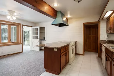 4877 Stage Coach Trail, Rockford, IL 61101 - Photo 5