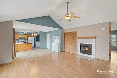 806 Covey Lane, Coal City, IL 60416 - Photo 3