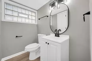 11601 S Laflin St, Chicago, IL 60643 - Photo 9