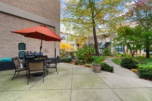 601 Linden Pl, Evanston, IL 60202 - Photo 15