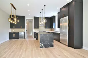 256 Addison Ave N, Elmhurst, IL 60126 - Photo 5