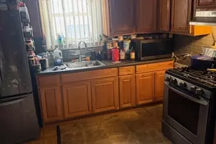 907 S 10th Ave, Maywood, IL 60153 - Photo 7