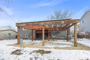 1364 Leslie Ln, Glendale Heights, IL 60139 - Photo 19