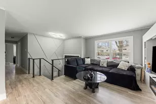 1364 Leslie Ln, Glendale Heights, IL 60139 - Photo 3