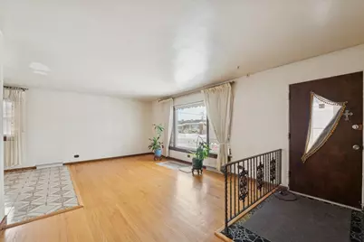 4647 N Newland Avenue, Harwood Heights, IL 60706 - Photo 5