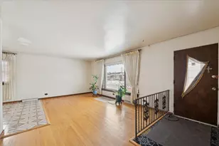 4647 N Newland Ave, Harwood Heights, IL 60706 - Photo 5