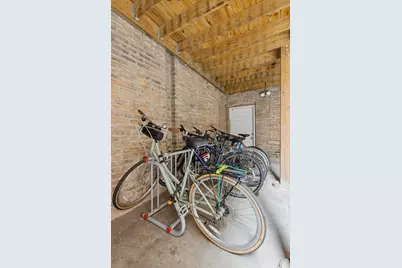 1069 W Foster Avenue #1C, Chicago, IL 60640 - Photo 15