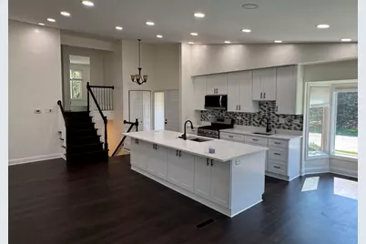 19W286 Governors Trail #0, Oak Brook, IL 60523 - Photo 5