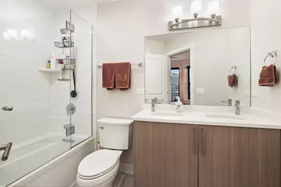 807 W Bradley Place #2, Chicago, IL 60613 - Photo 17