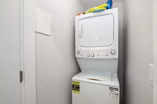 807 W Bradley Pl, Chicago, IL 60613 - Photo 21