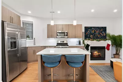 807 W Bradley Place #2, Chicago, IL 60613 - Photo 7