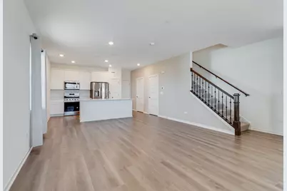 2229 Riesling Road #2229, Oswego, IL 60543 - Photo 3