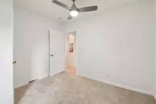 39161 N Holdridge Ave, Beach Park, IL 60099 - Photo 23