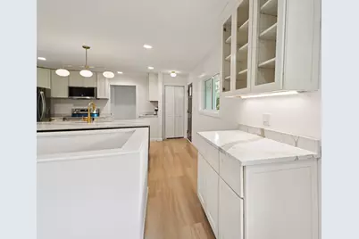 39161 N Holdridge Avenue, Beach Park, IL 60099 - Photo 15