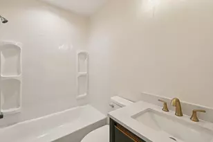 39161 N Holdridge Ave, Beach Park, IL 60099 - Photo 19