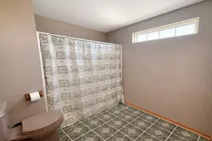 8416 Stratford Dr, Tinley Park, IL 60487 - Photo 15