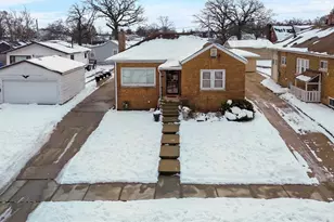 76 W 24th St, Chicago Heights, IL 60411 - Photo 1